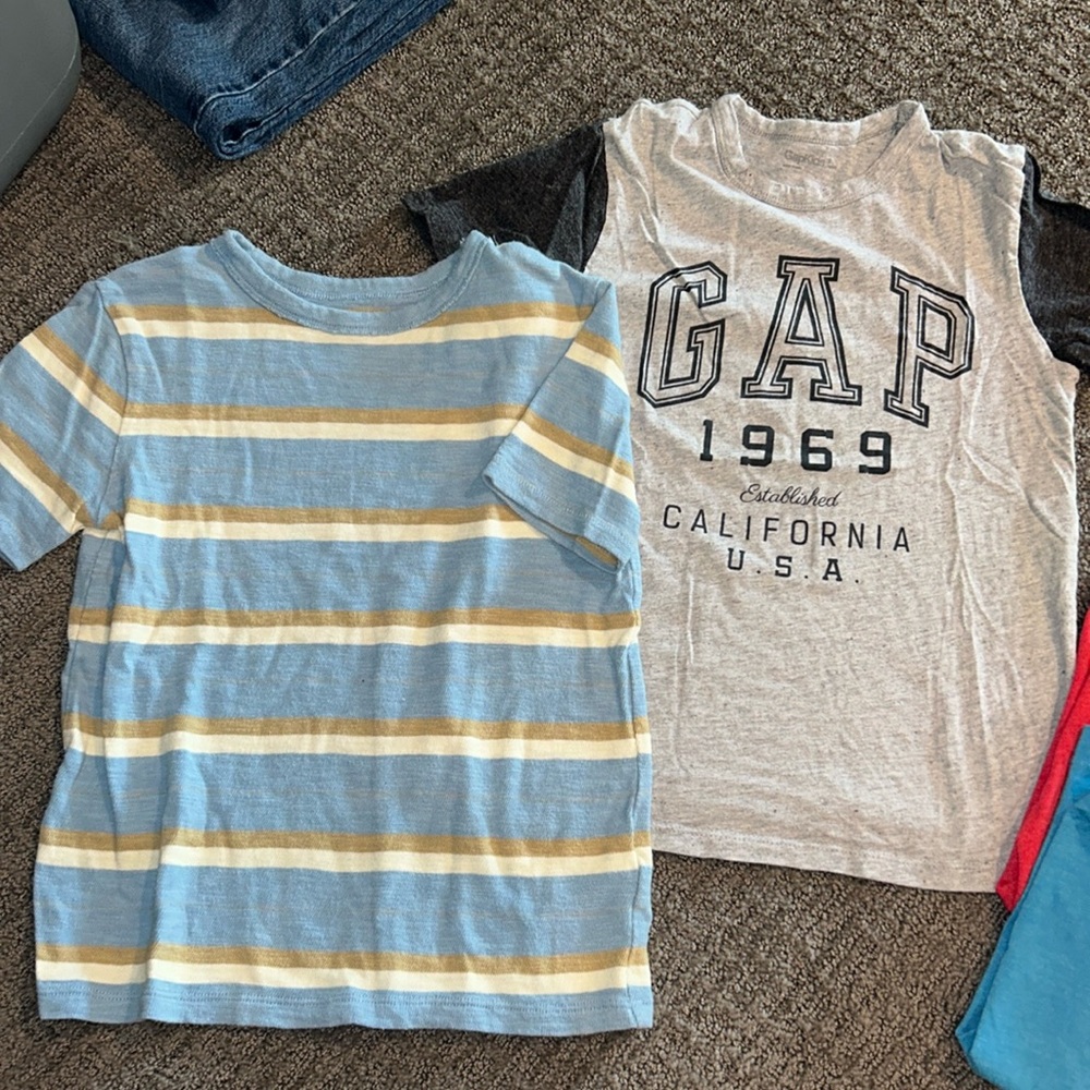 Gap & Old Navy t-shirts